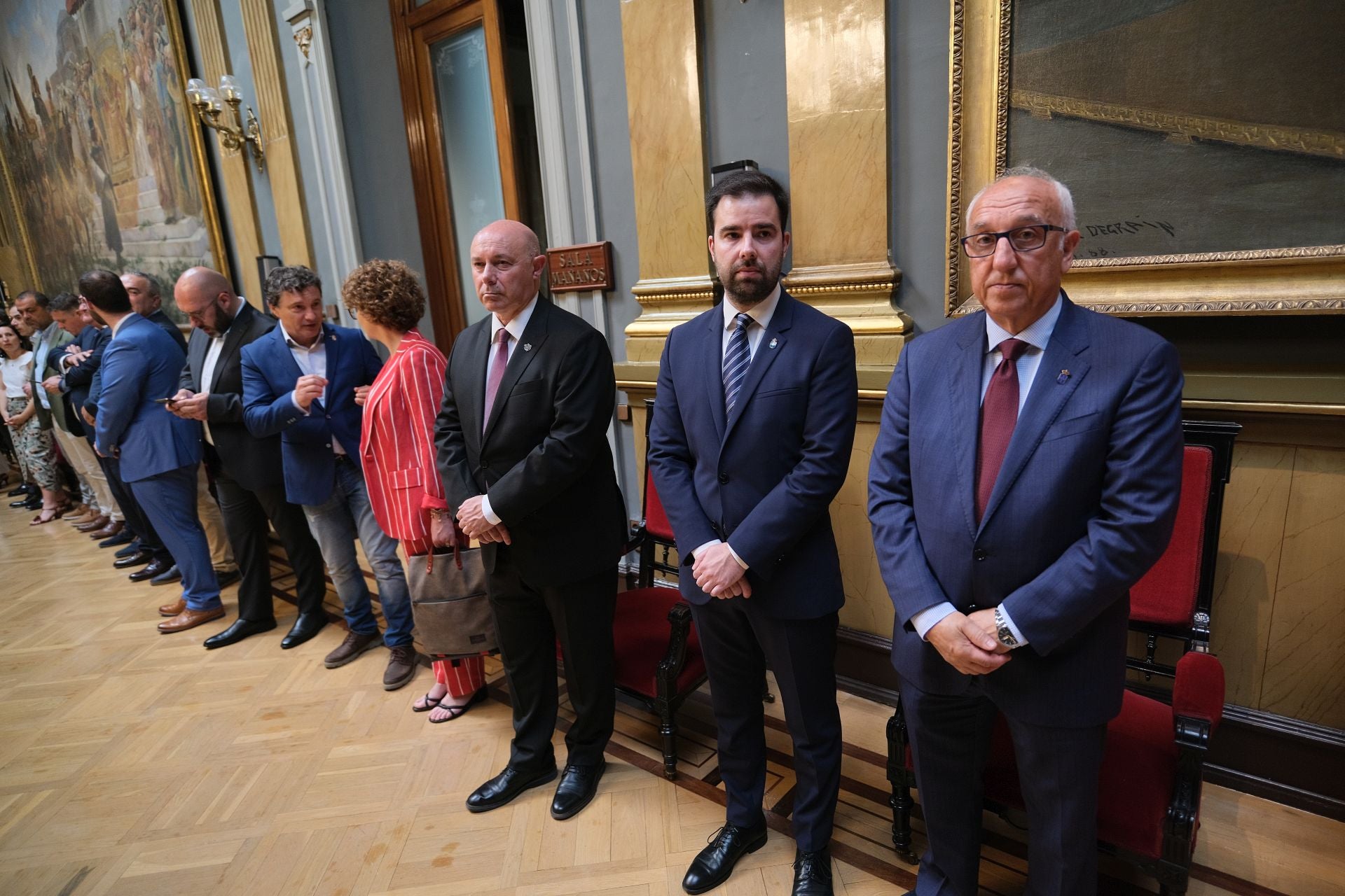 Los estudiantes del occidente asturiano visitan el Senado