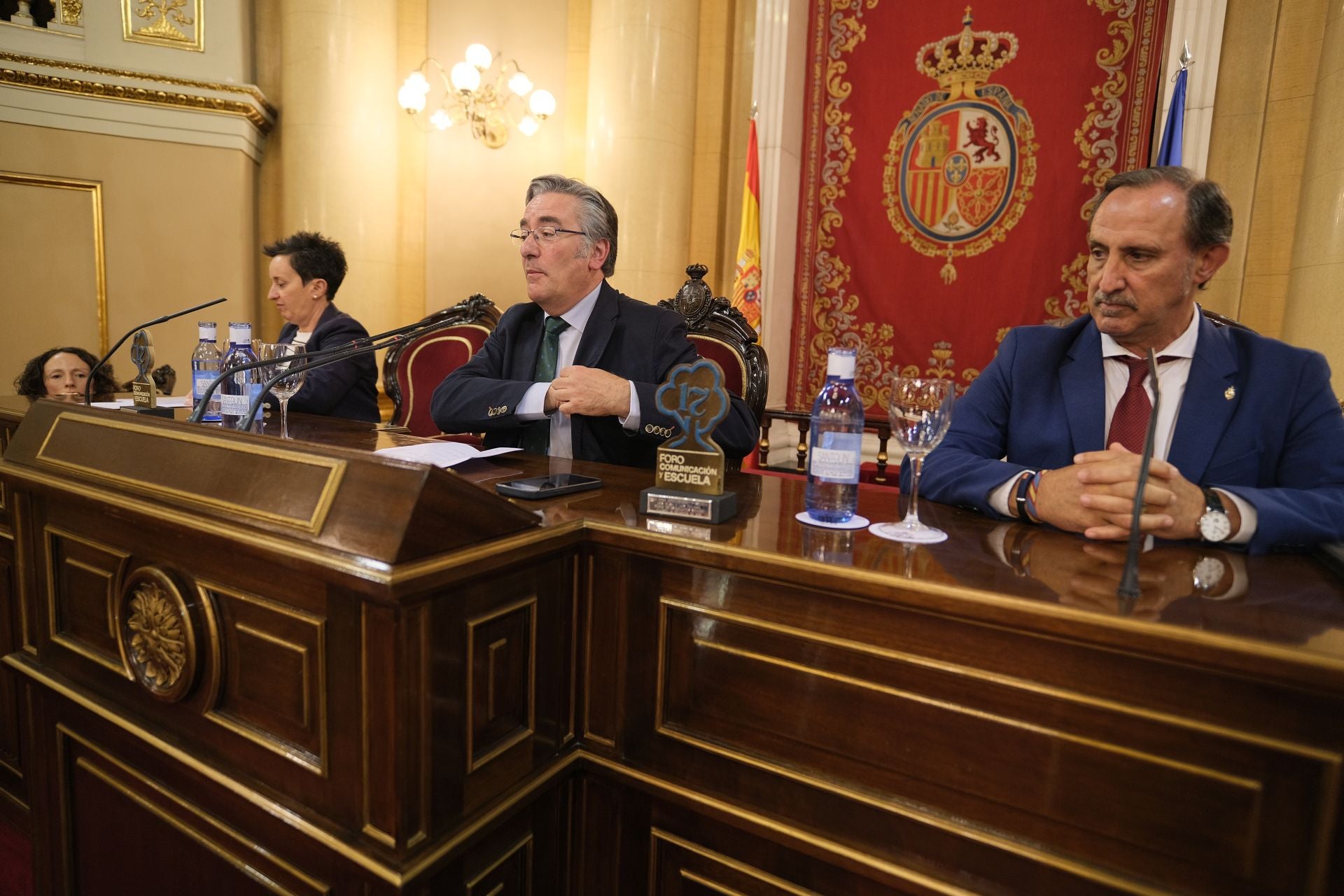 Los estudiantes del occidente asturiano visitan el Senado