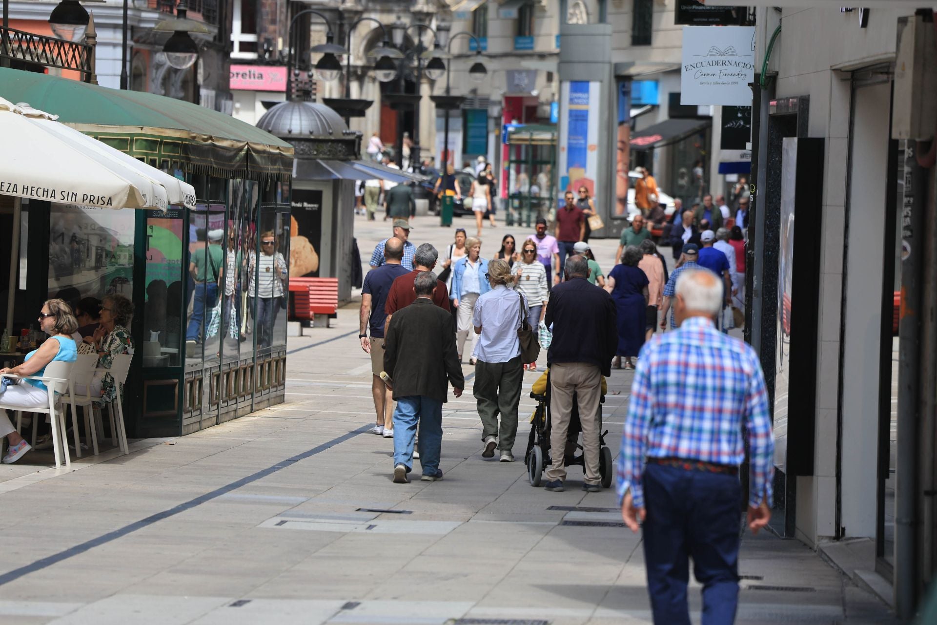 Asturias dice &#039;hola&#039; al calor con termómetros superando los 30 grados