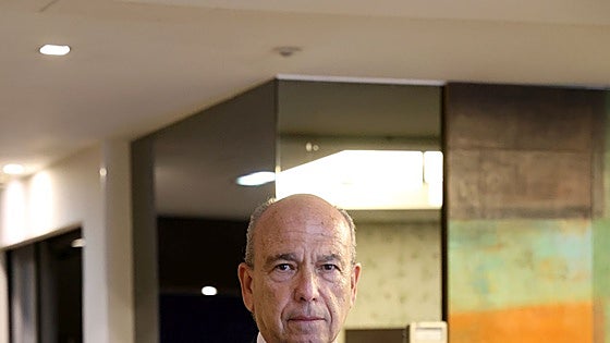 Isaac Querub, expresidente de la Federación de Comunidades Judías de España: «Estamos sorprendidos y tristes con la actitud del Gobierno español respecto a Israel»
