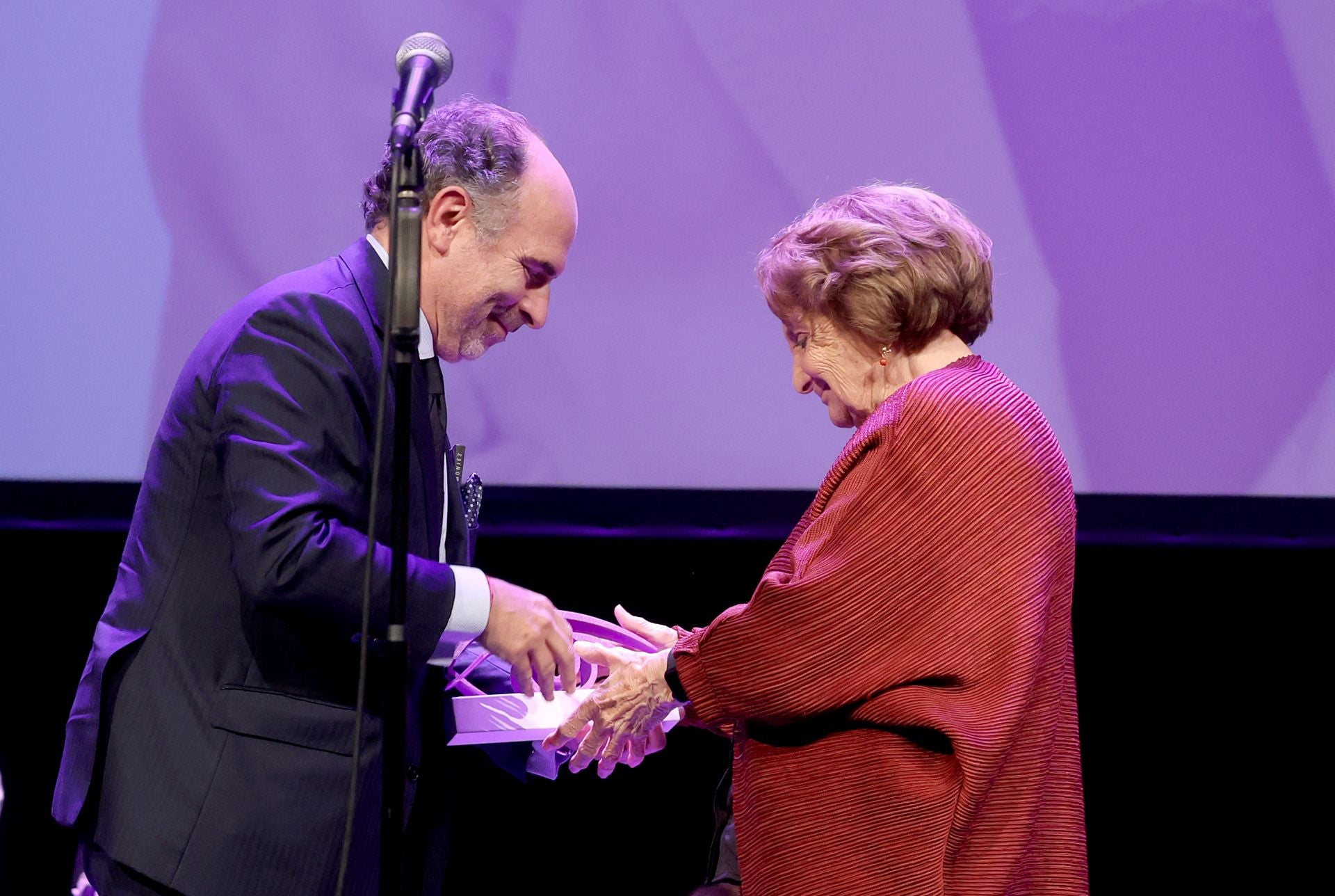 Entrega de premios Miradas Violetas