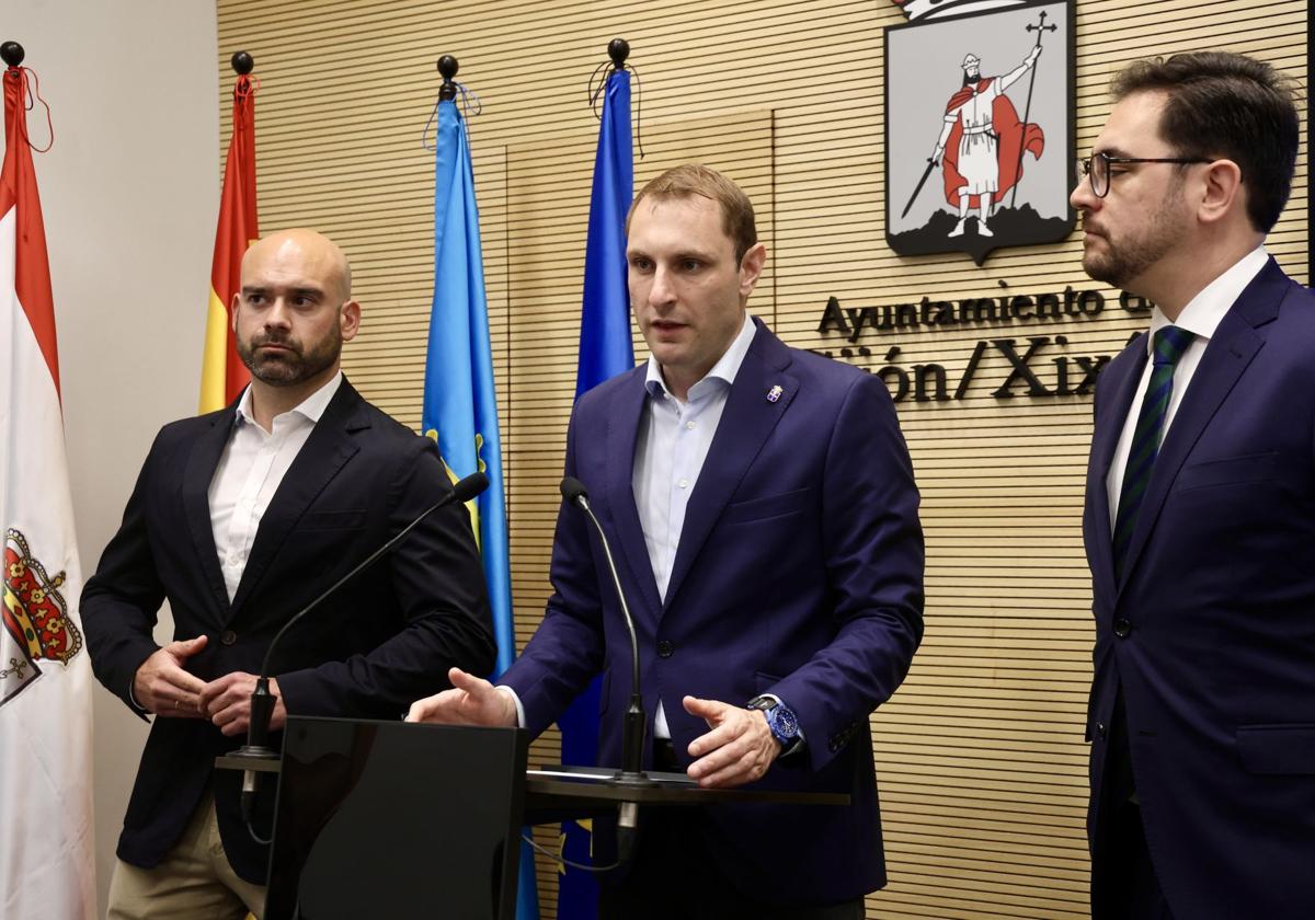 El Ayuntamiento de Gijón reclama la salida de Nieves Roqueñí de la presidencia del Puerto