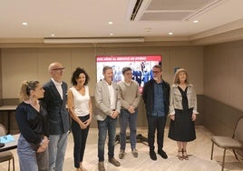 Los concejales del PSOE, esta mañana, en el desayuno informativo en el hotel NH Principado