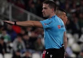 El colegiado Sesma Espinosa arbitrará el Real Oviedo-Mirandés.