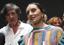 Carlos López Otín y Luz Casal, en la pasada entrega de los Premios EL COMERCIO.
