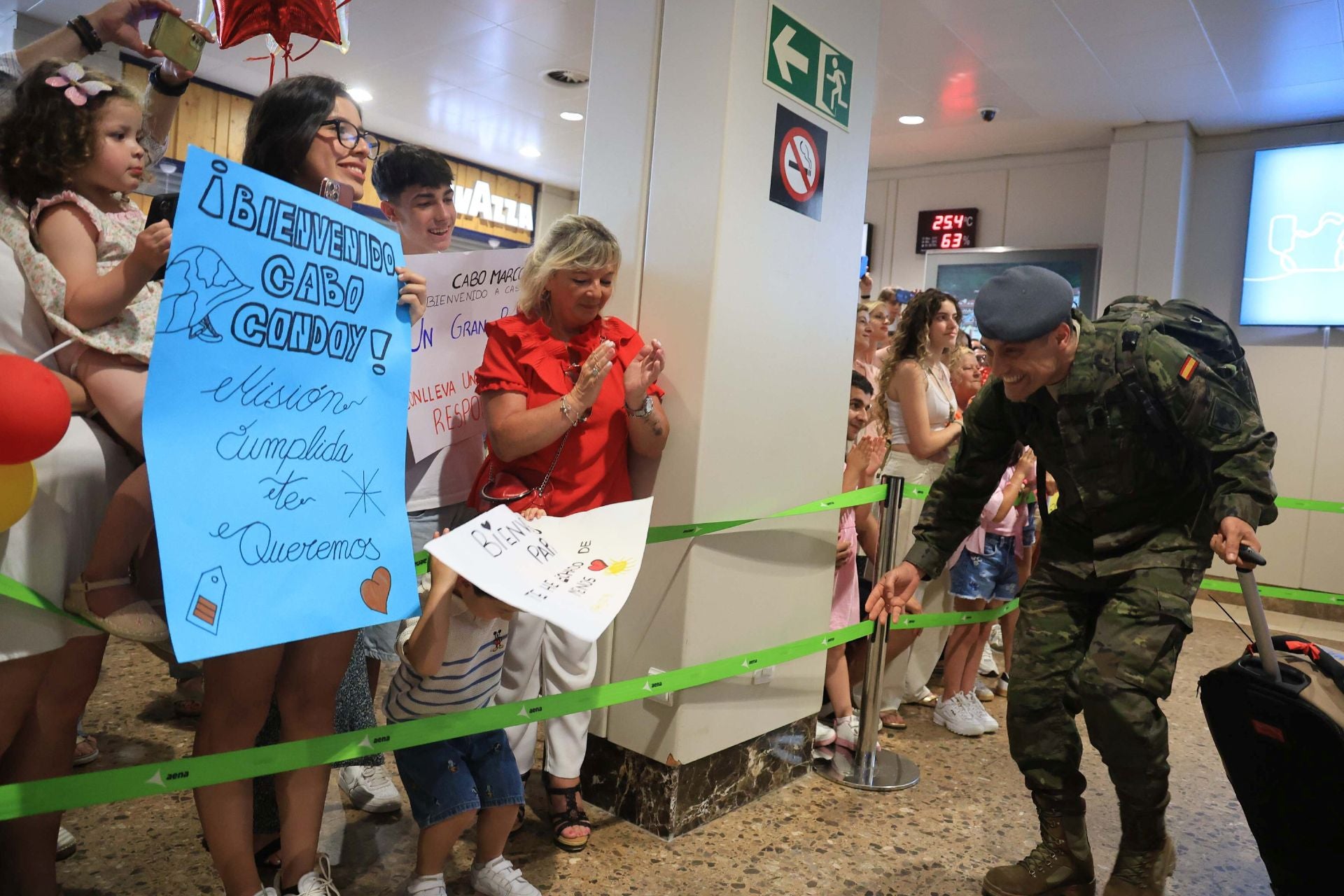 Emocionante regreso de los militares asturianos que estuvieron seis meses en Eslovaquia