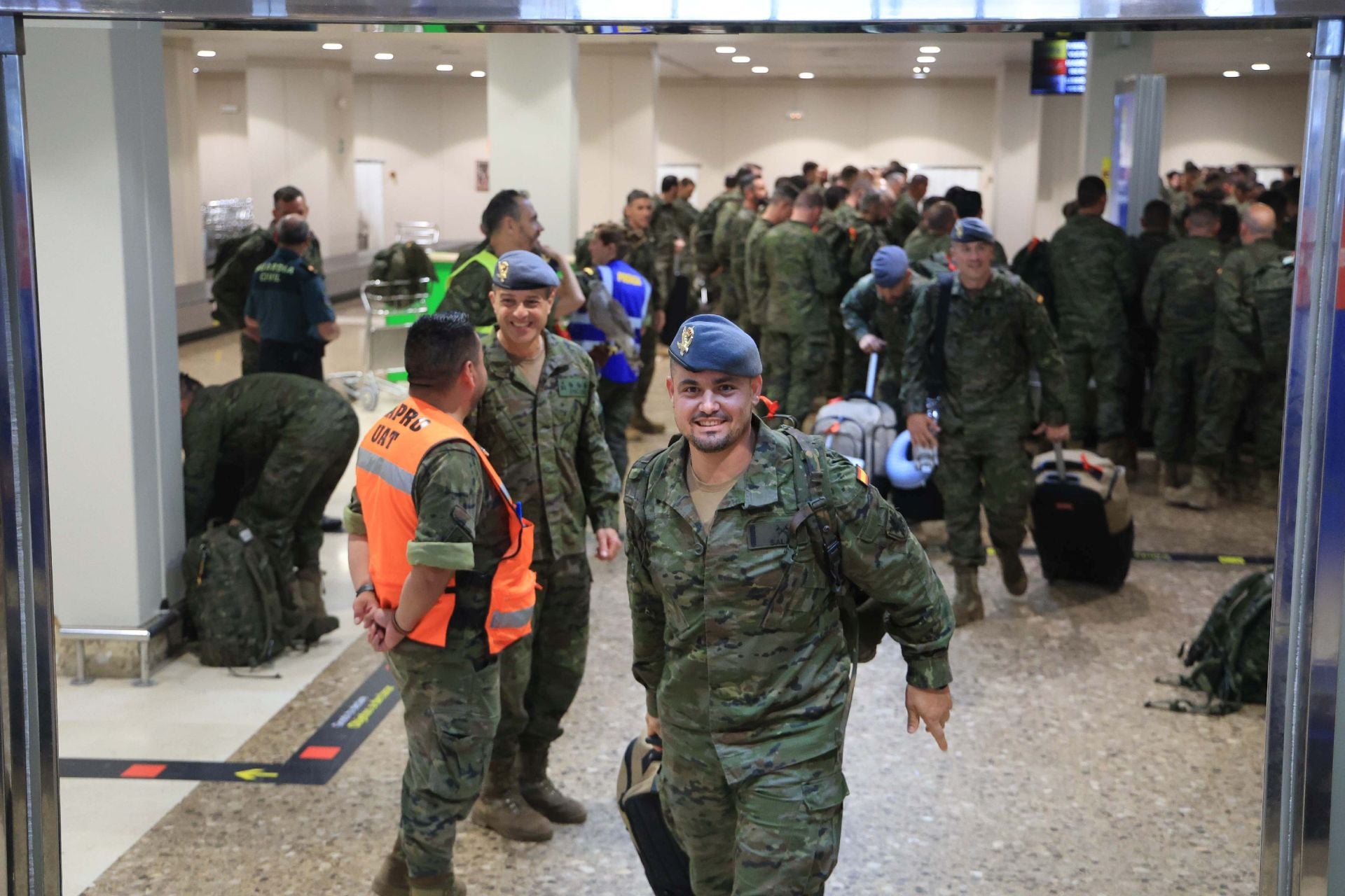 Emocionante regreso de los militares asturianos que estuvieron seis meses en Eslovaquia