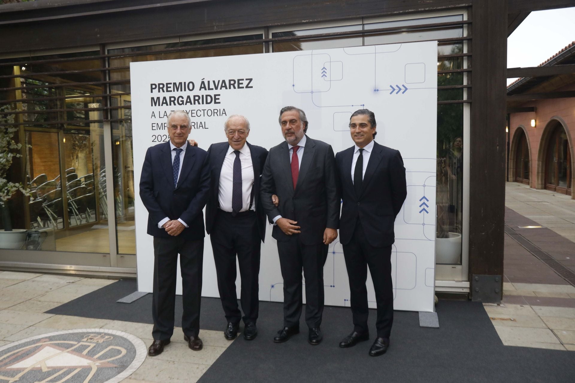 Entrega del XIV Premio Álvarez Margaride a Luis Rodríguez-Ovejero