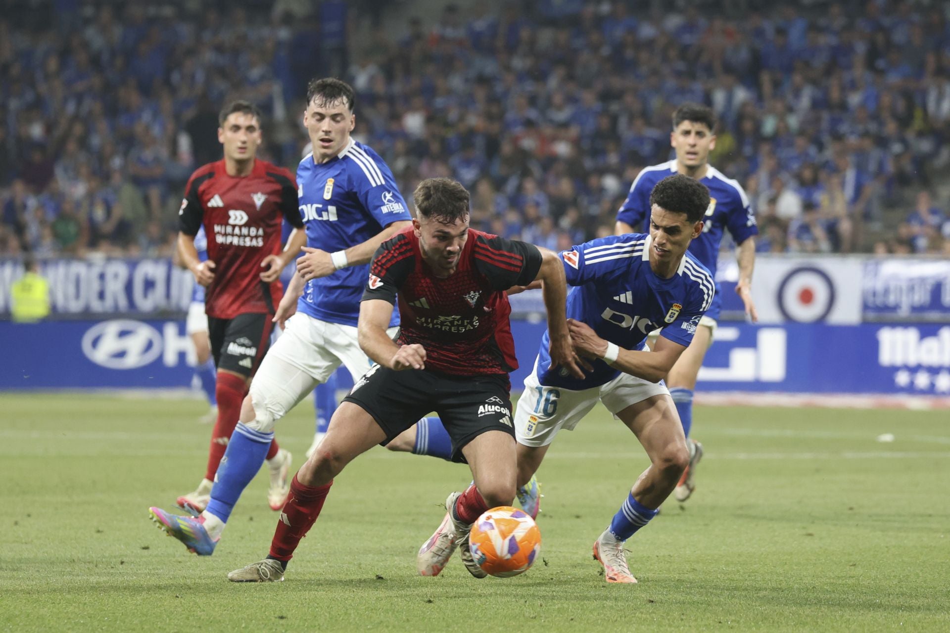Real Oviedo - Mirandés: las mejores imágenes del partido