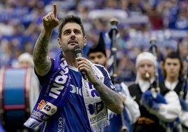 Melendi podría actuar antes de que se inicie el encuentro. Aquí en una imagen de la pasada campaña.