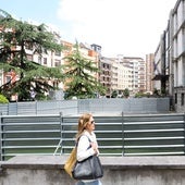 La Escuela de Minas, en la calle Independencia, ahora sometida a obras para retirar el amianto.