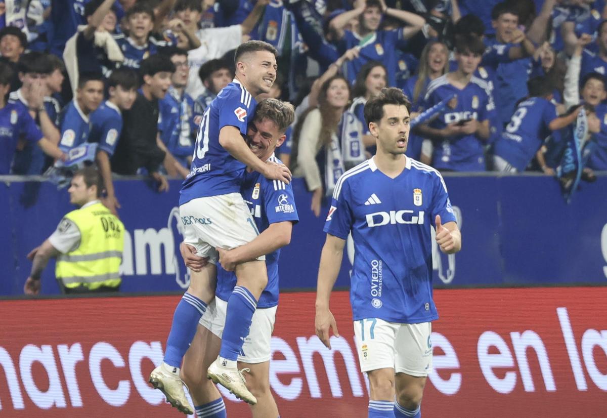 El Oviedo es de Primera: así te hemos contado una jornada histórica