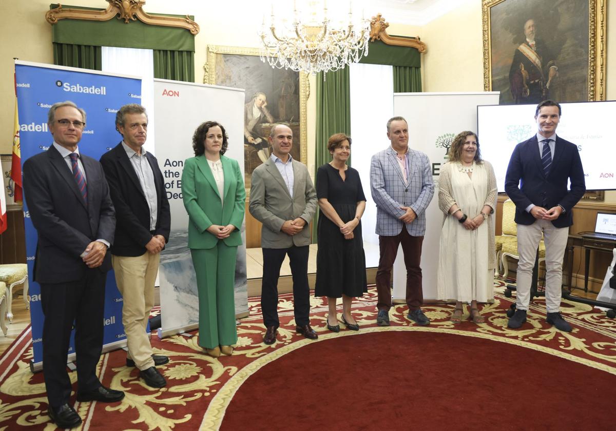 Presentación de la nueva edición del premio Familia Empresaria de Aefas en el Ayuntamiento de Gijón.