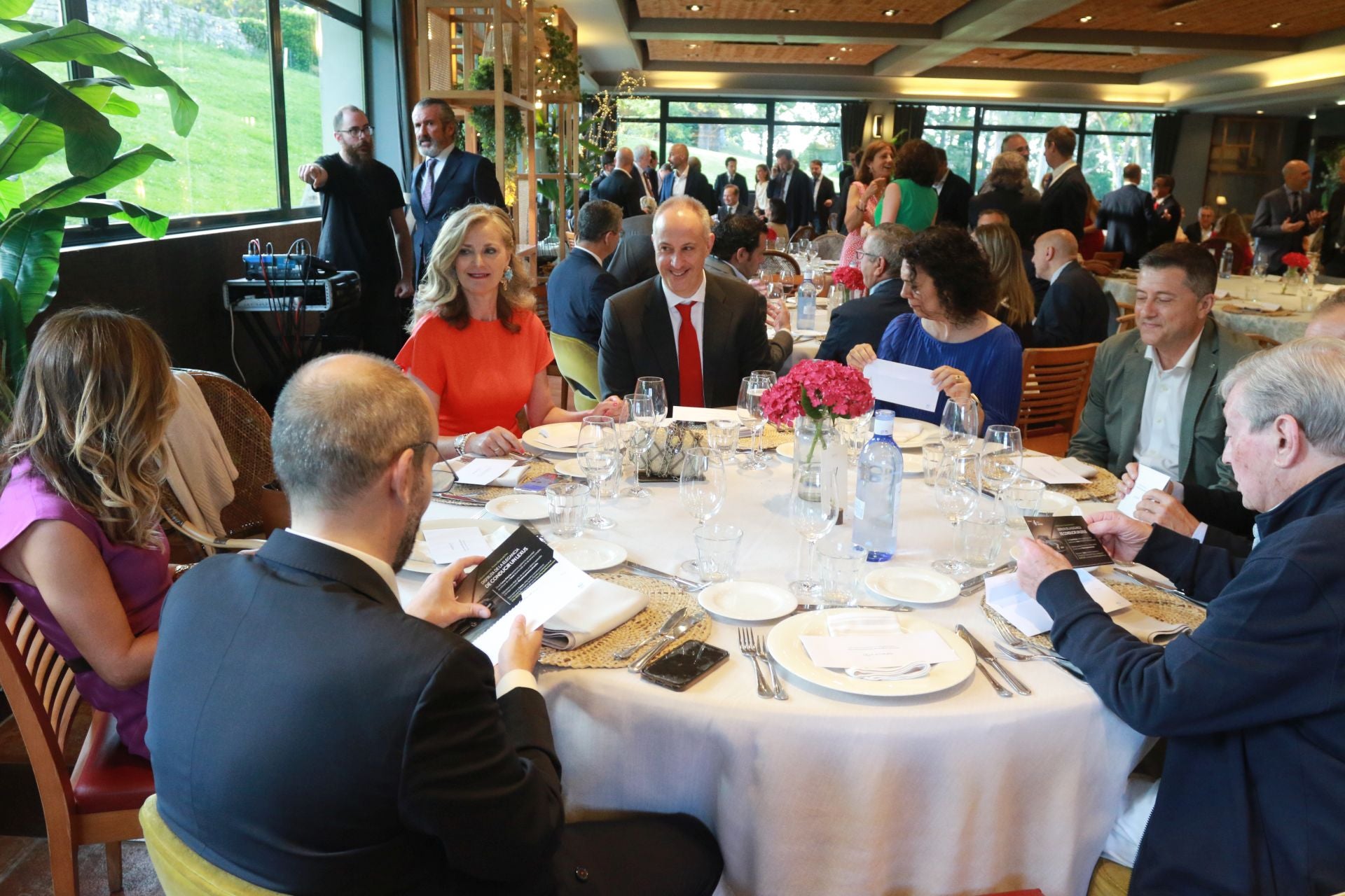 Entrega del reconocimiento &#039;Gijonés del año&#039; al Grupo Covadonga