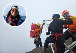 Los equipos de rescate durante la búsqueda de la joven Juliana Marins, en el círculo.