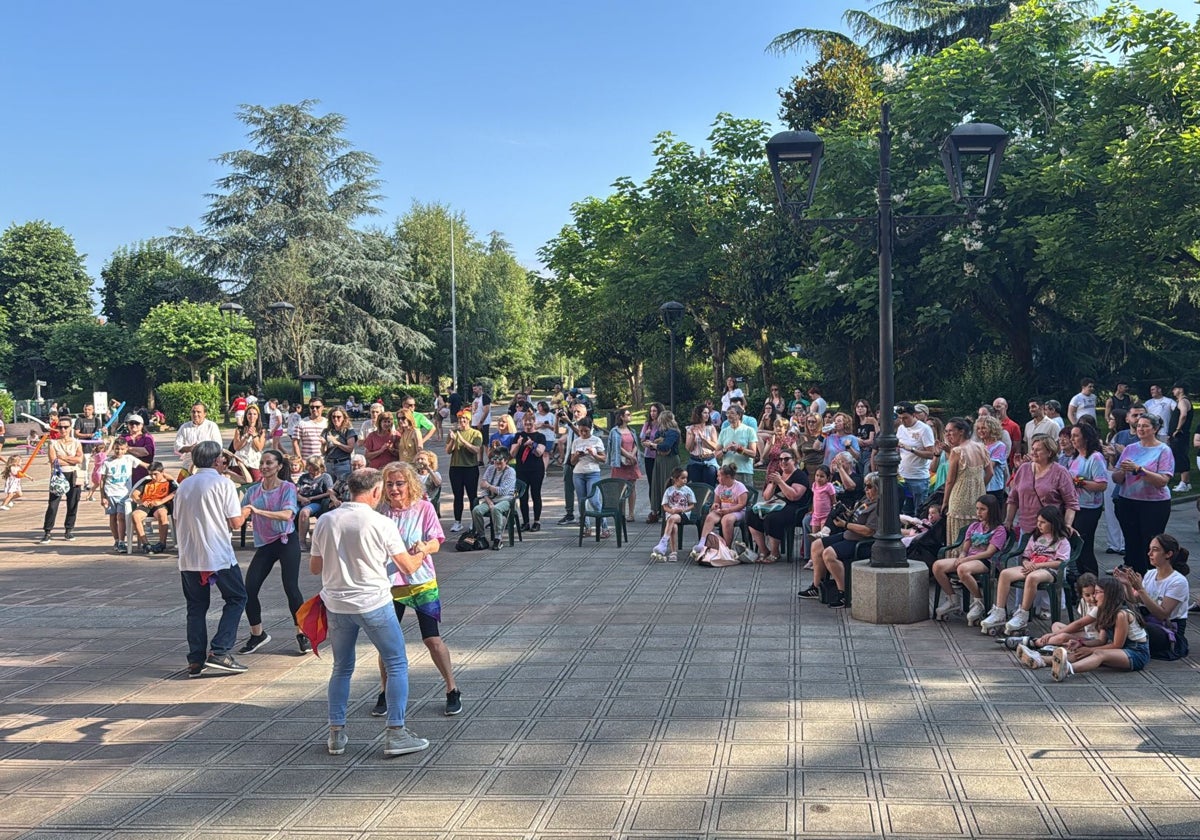 Celebración de Llanera Orgullosa en el parque Ovidio Libardón