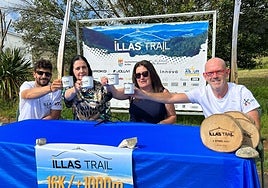 Carlos Calvo, Loli Fernández, Chelo Areces y Julián González, en la presentación de la prueba.