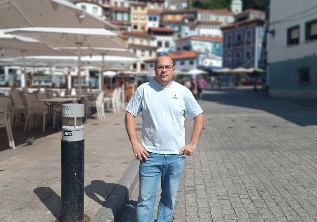 Juan Luis Fernández, glosador de las fiestas de San Pedro de Cudillero.