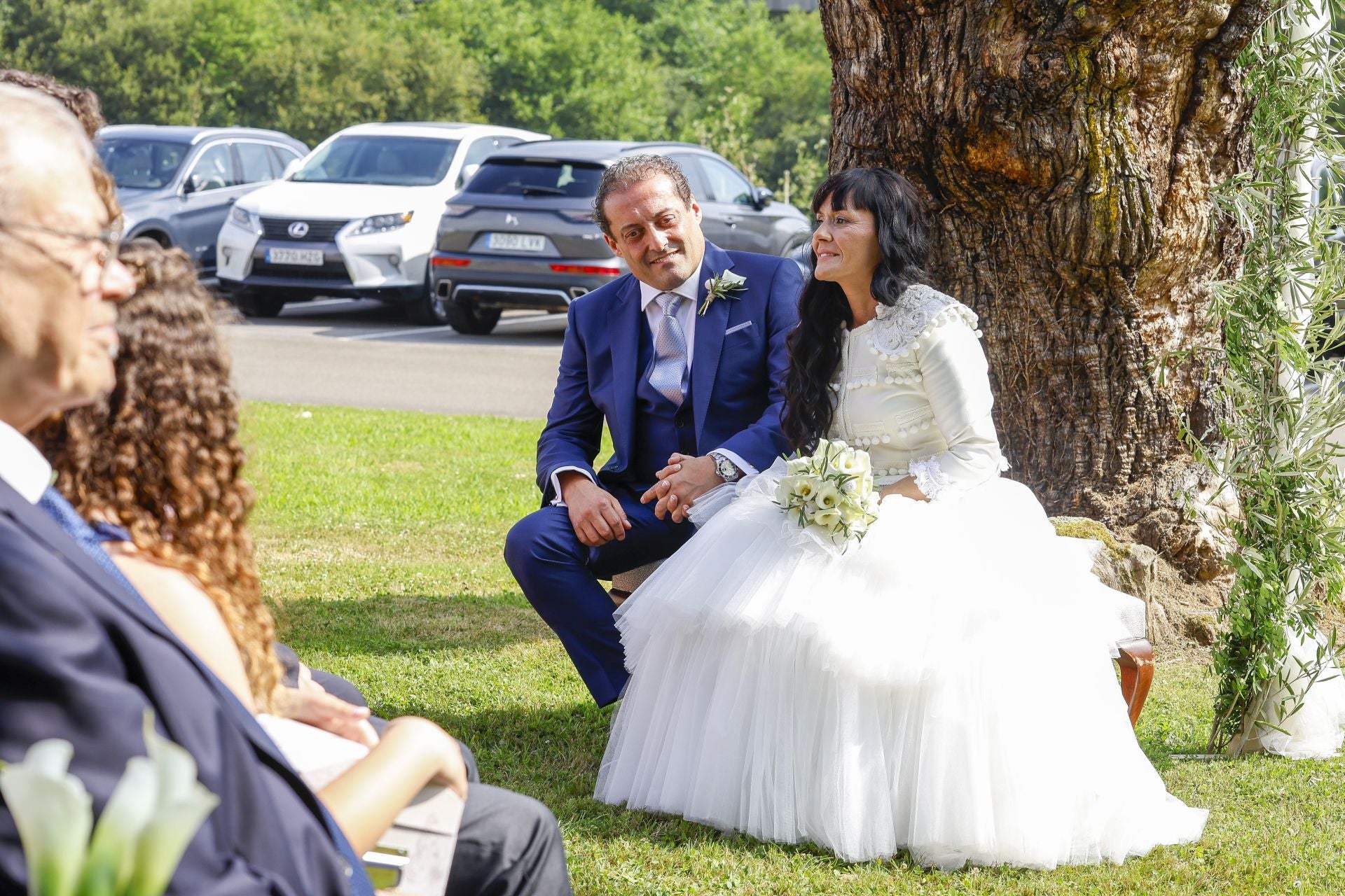 La familia sidrera se reunió en torno a la boda de Víctor &#039;Chaflán&#039; en Gijón