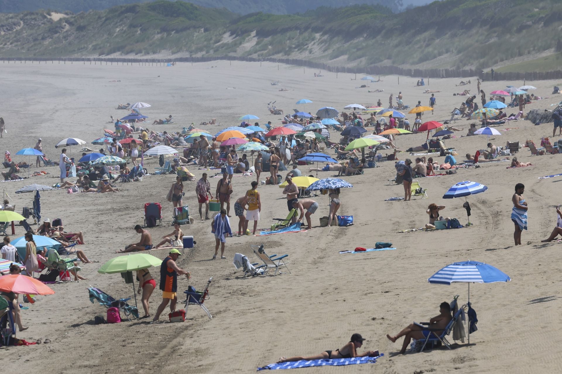 Domingo de agobiante calor: Asturias supera los 36 grados