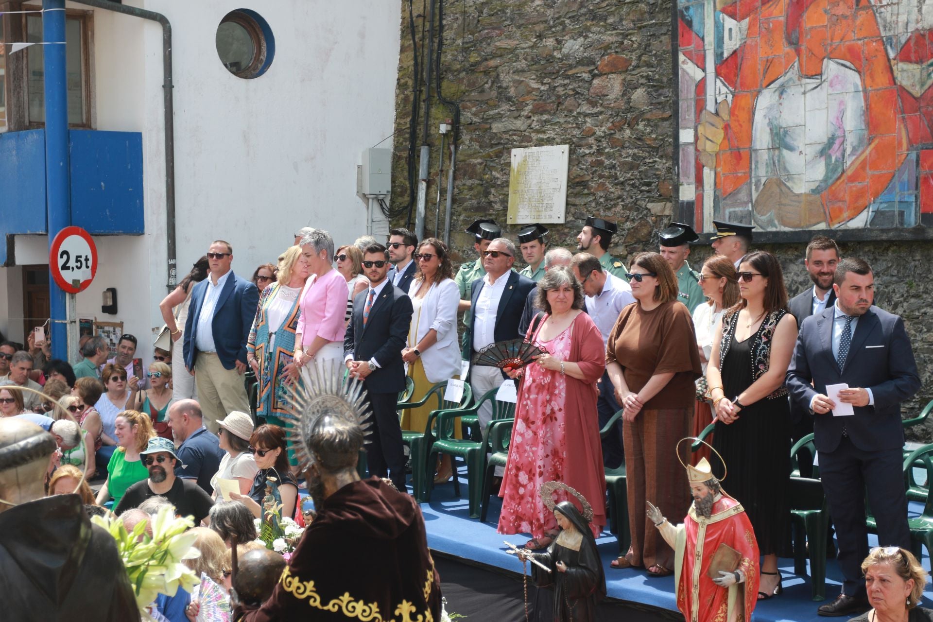 Cudillero vive una Amuravela multitudinaria por San Pedro