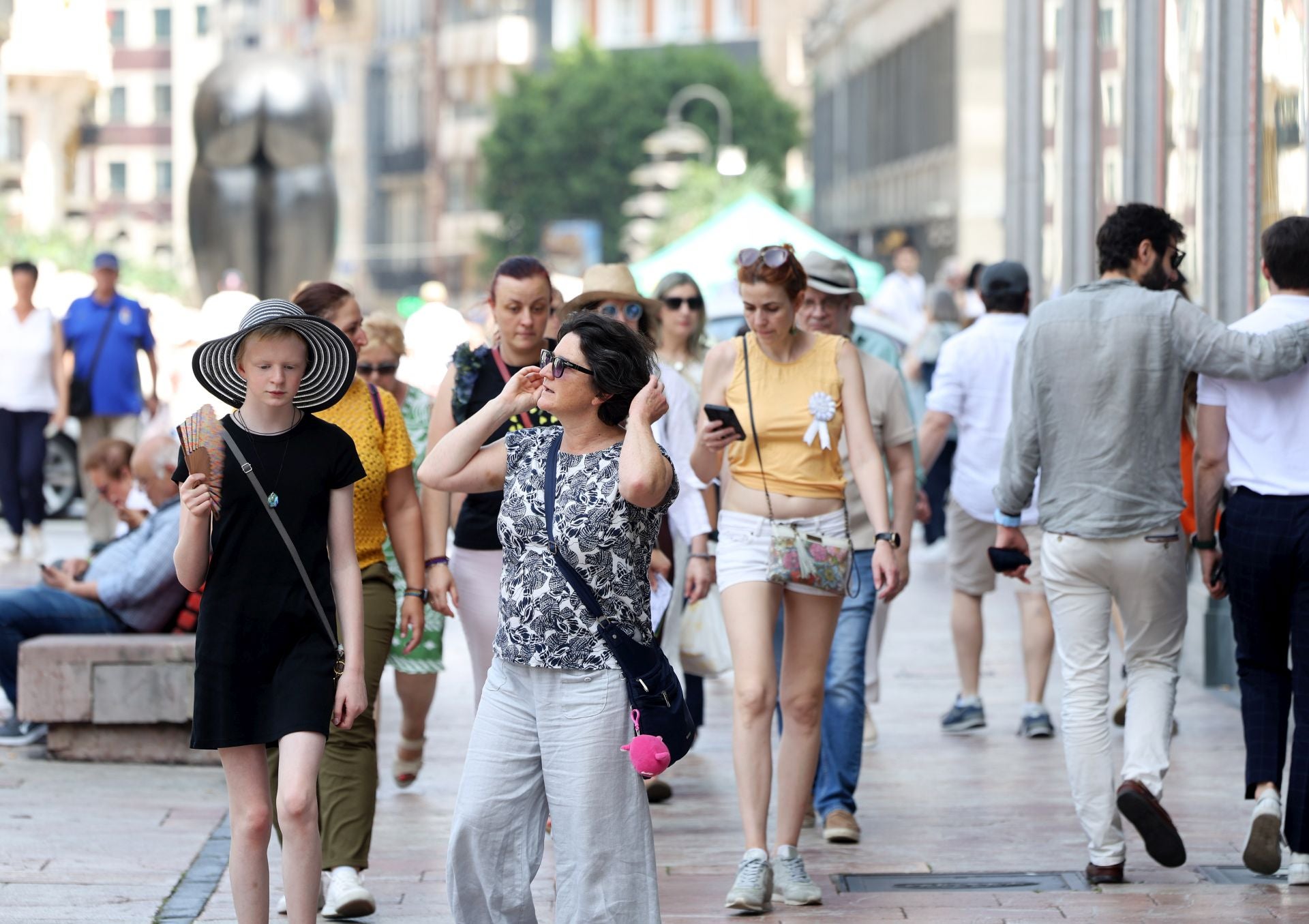 Domingo de agobiante calor: Asturias supera los 36 grados