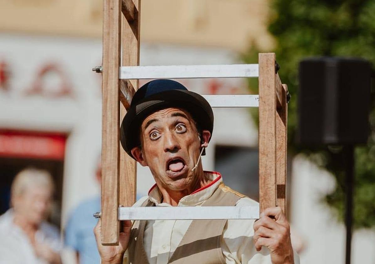 Imagen del payaso argentino Ferzza Clown, que participará en el festival de arte en la calle de Avilés.