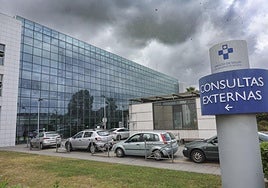 El acceso a consultas externas en el Hospital San Agustín.
