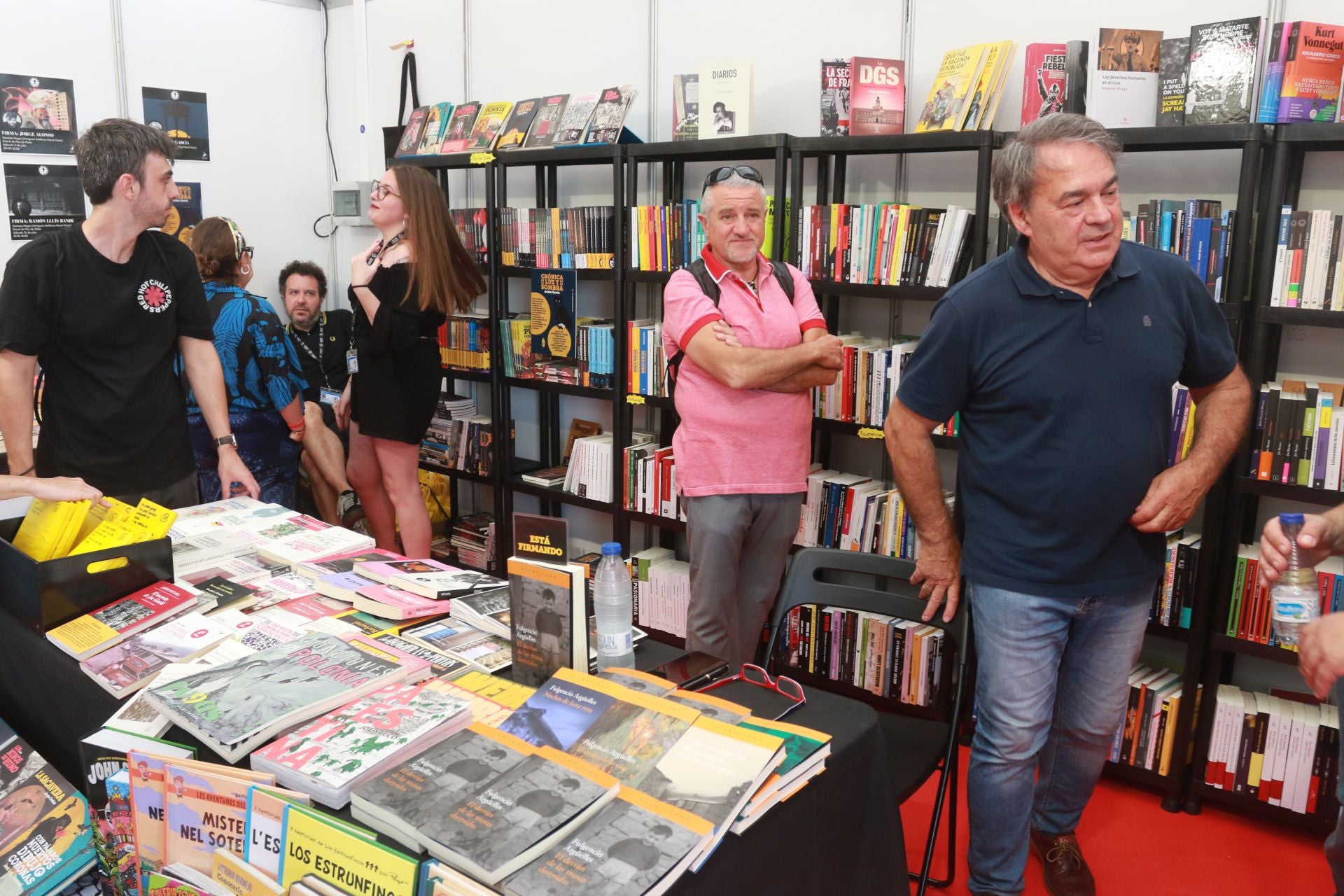 Sábado con mucho ambiente en la Semana Negra de Gijón