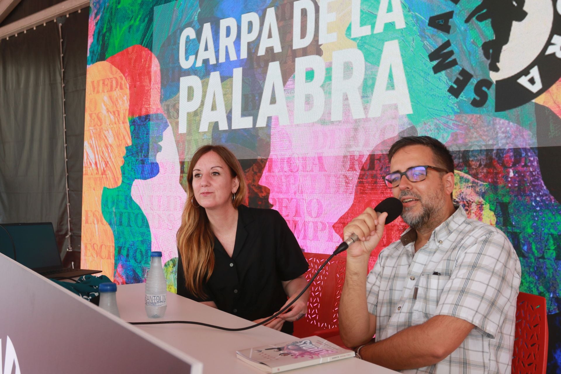 Sábado con mucho ambiente en la Semana Negra de Gijón