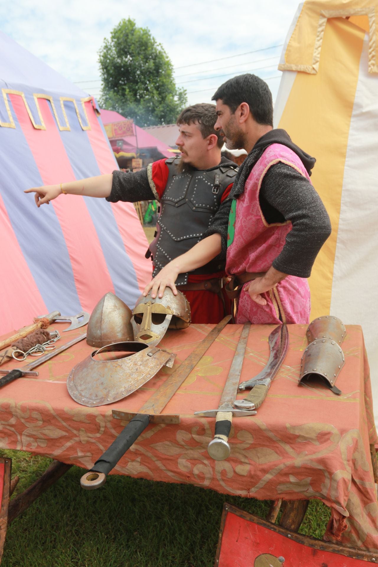 La Llanera más medieval crece con los Exconxuraos