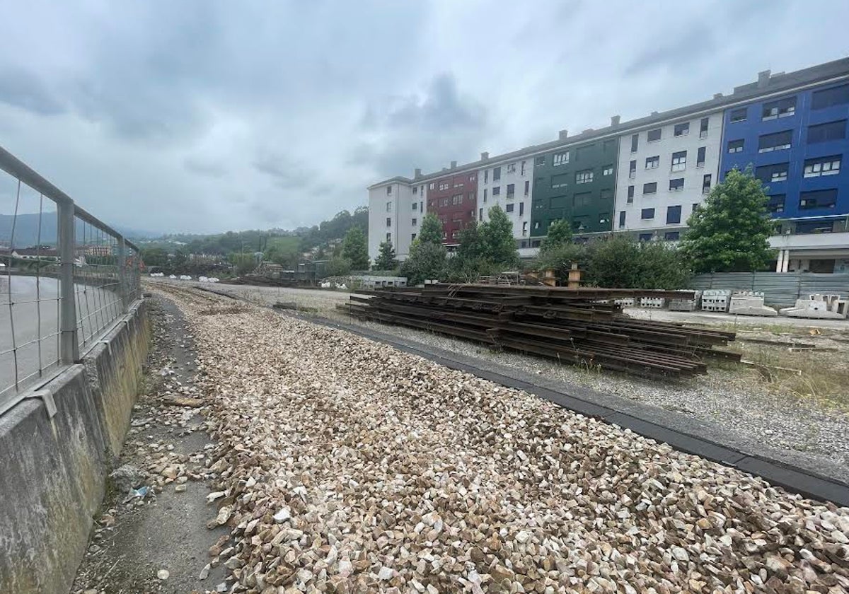 Una de las zonas del barrio felguerino de El Puente que entraría dentro del plan de mejora del barrio.