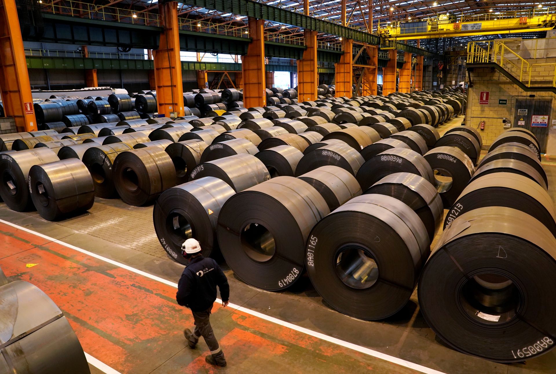 Bobinas de ArcelorMittal, en su planta de Sestao.