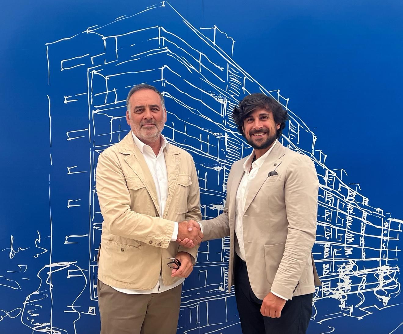 Juan José Cercadillo, CEO de Hercesa y el gijonés Cristian G. Pastrana, fundador y CEO de eVoost, spinn off de El Sol Grupo.