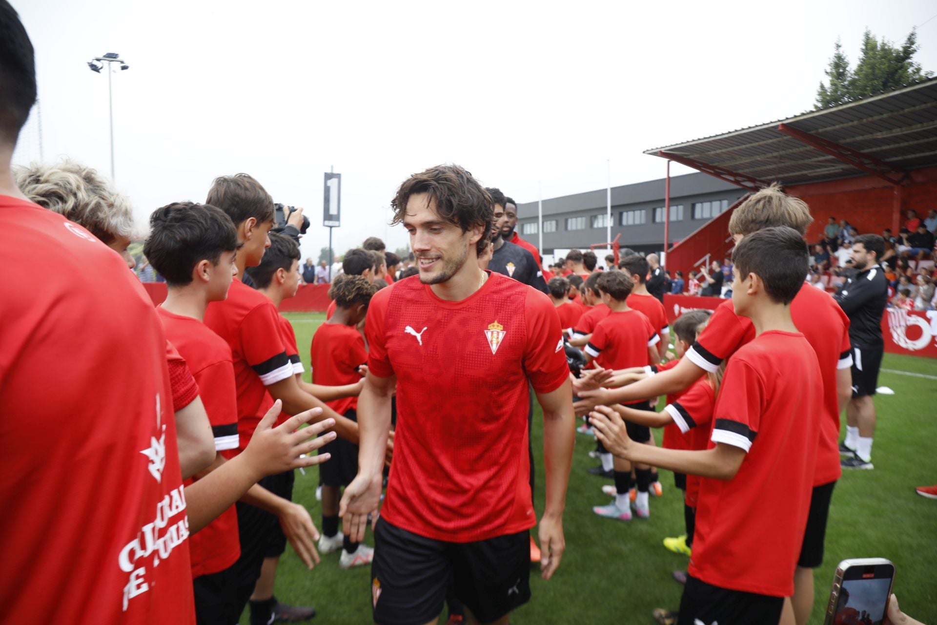 &#039;Mareona&#039; en el primer entrenamiento de la temporada del Sporting de Gijón