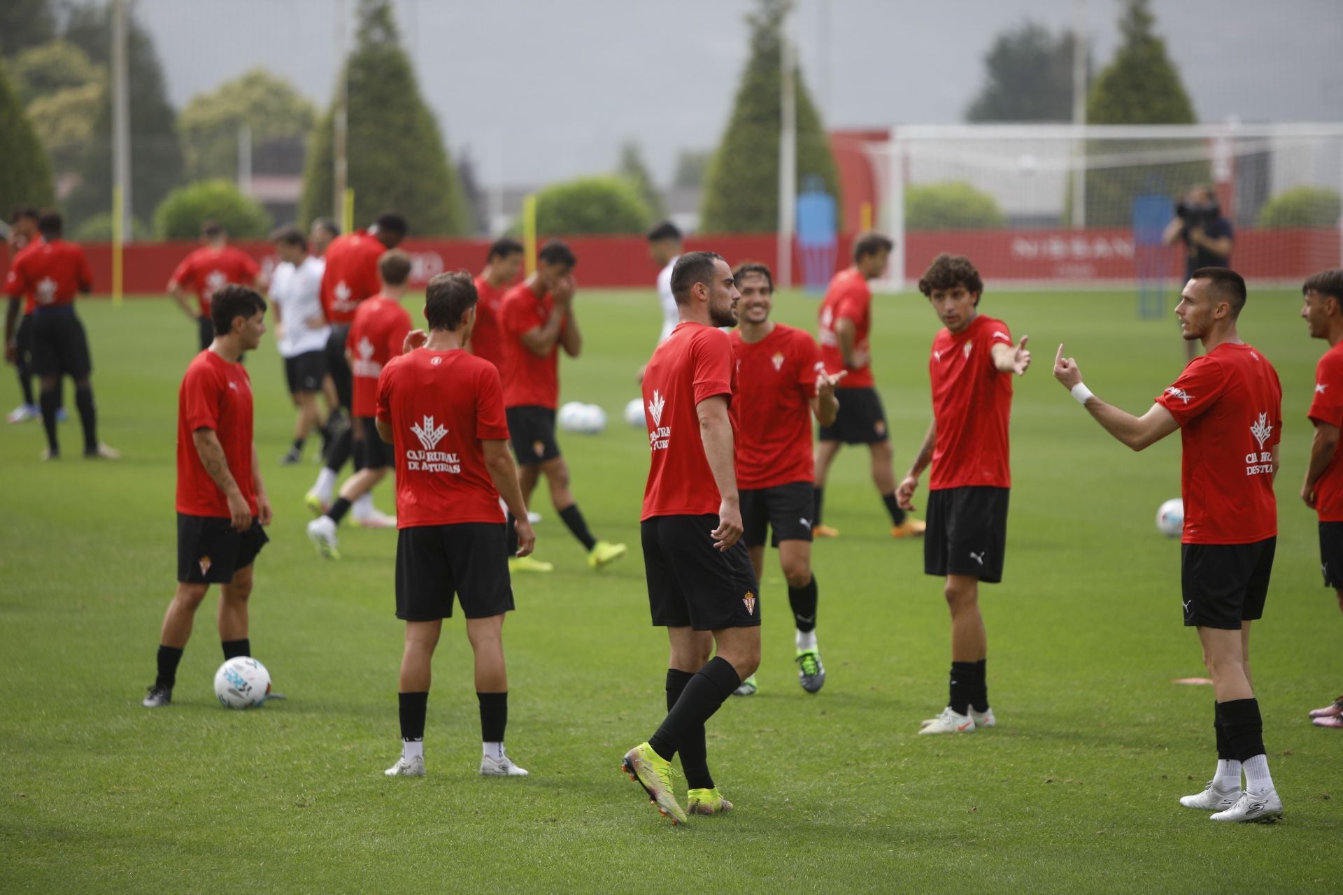 &#039;Mareona&#039; en el primer entrenamiento de la temporada del Sporting de Gijón
