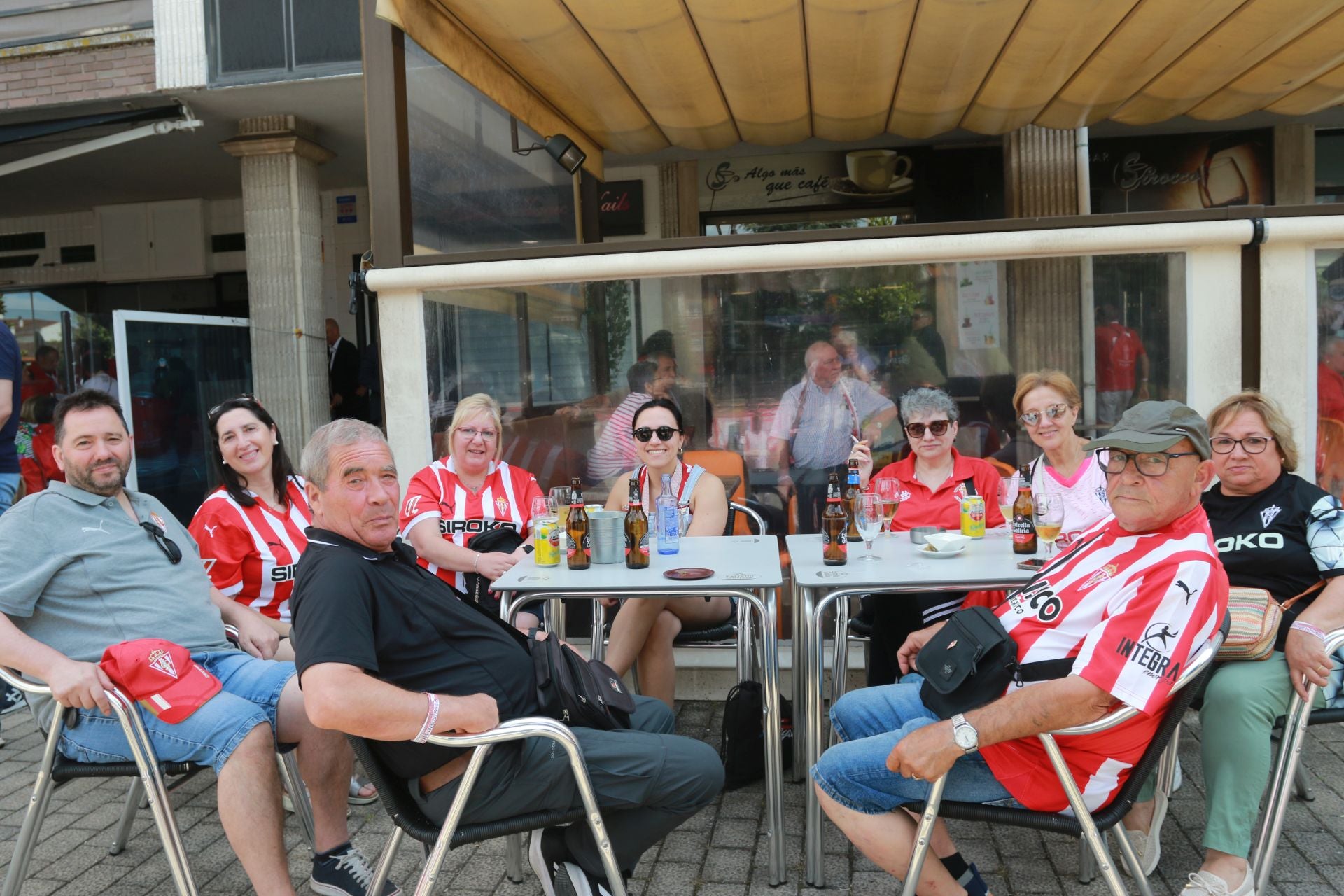 500 aficionados se suman en Llanera al Encuentro de Peñas del Sporting de Gijón
