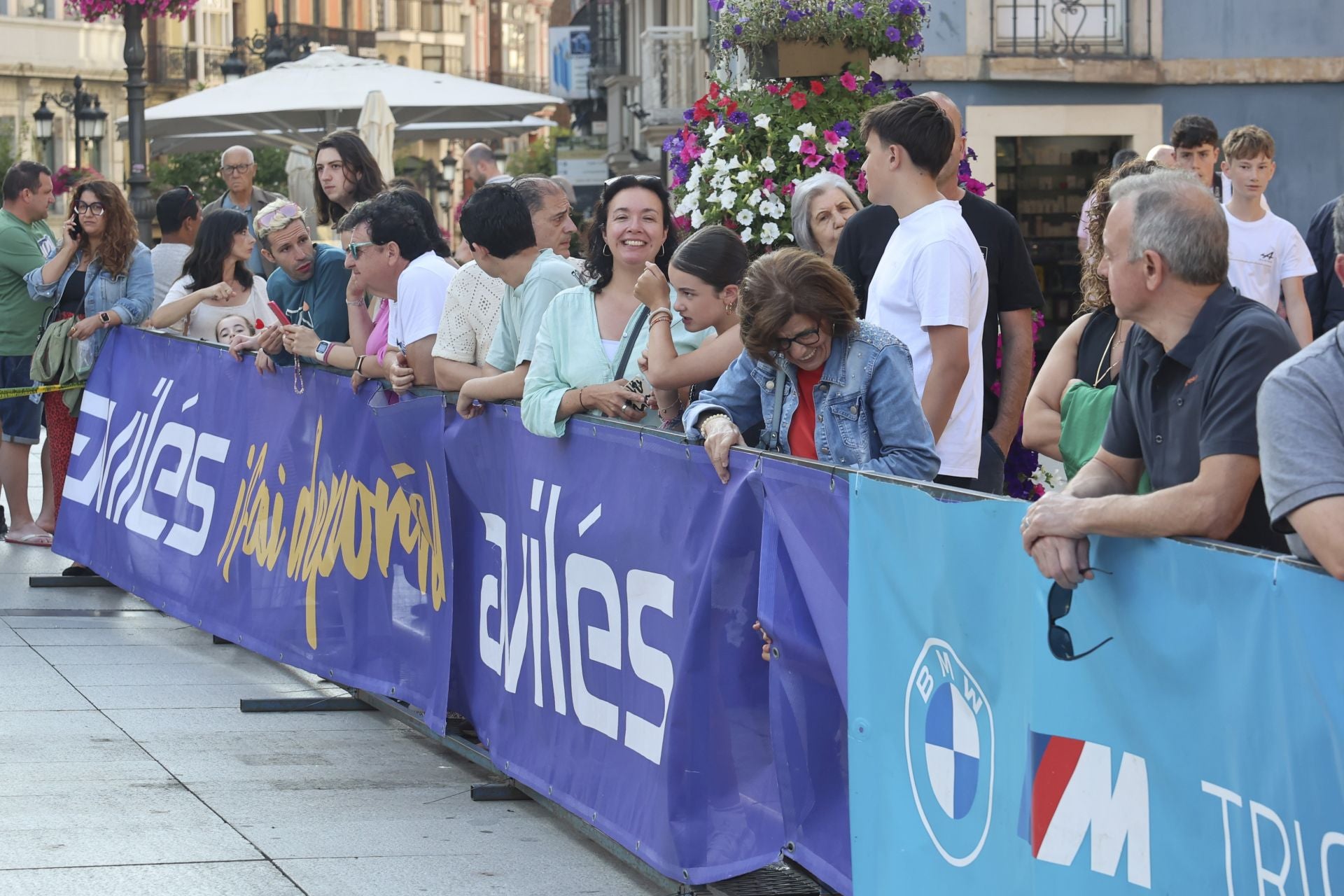 Avilés quema rueda: las fotos que deja el Rallye Histórico