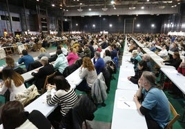 Participantes en los exámenes de oposición al Sespa.