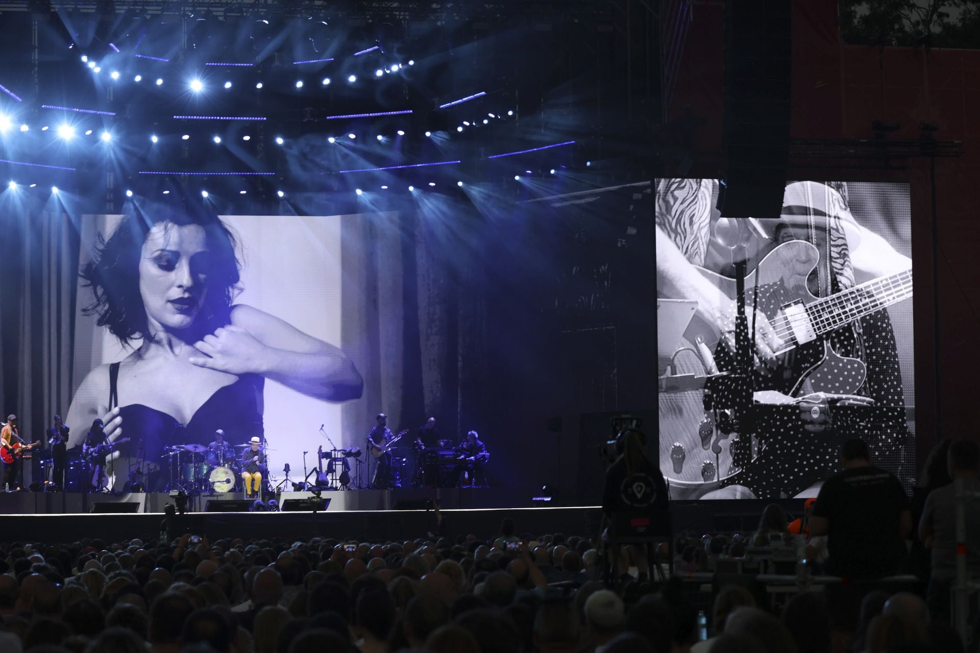 Gijón se rinde a Joaquín Sabina