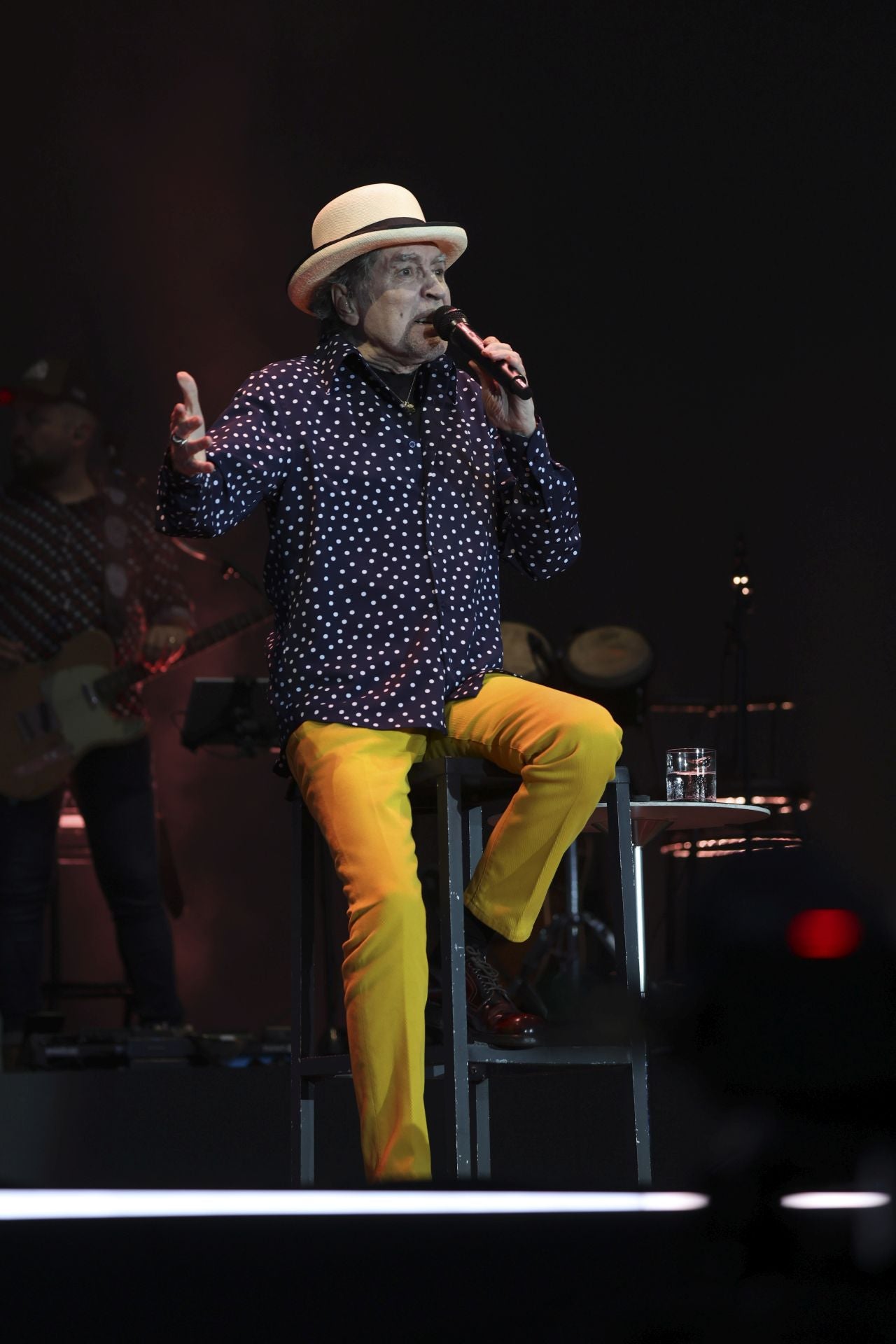 Gijón se rinde a Joaquín Sabina