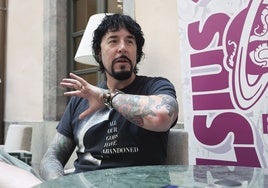 Jay Kristoff, durante la entrevista en el Hotel Palacio de Avilés.