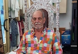 Candi Coto en su tienda.