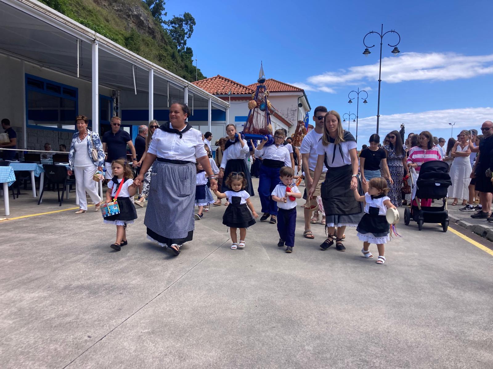 Tazones celebra las fiestas del Carmen