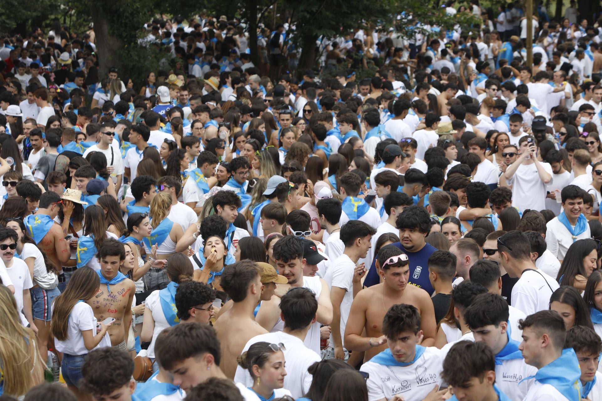 ¿Estuviste en El Carmín? ¡Búscate en las fiestas en la Pola de Siero!