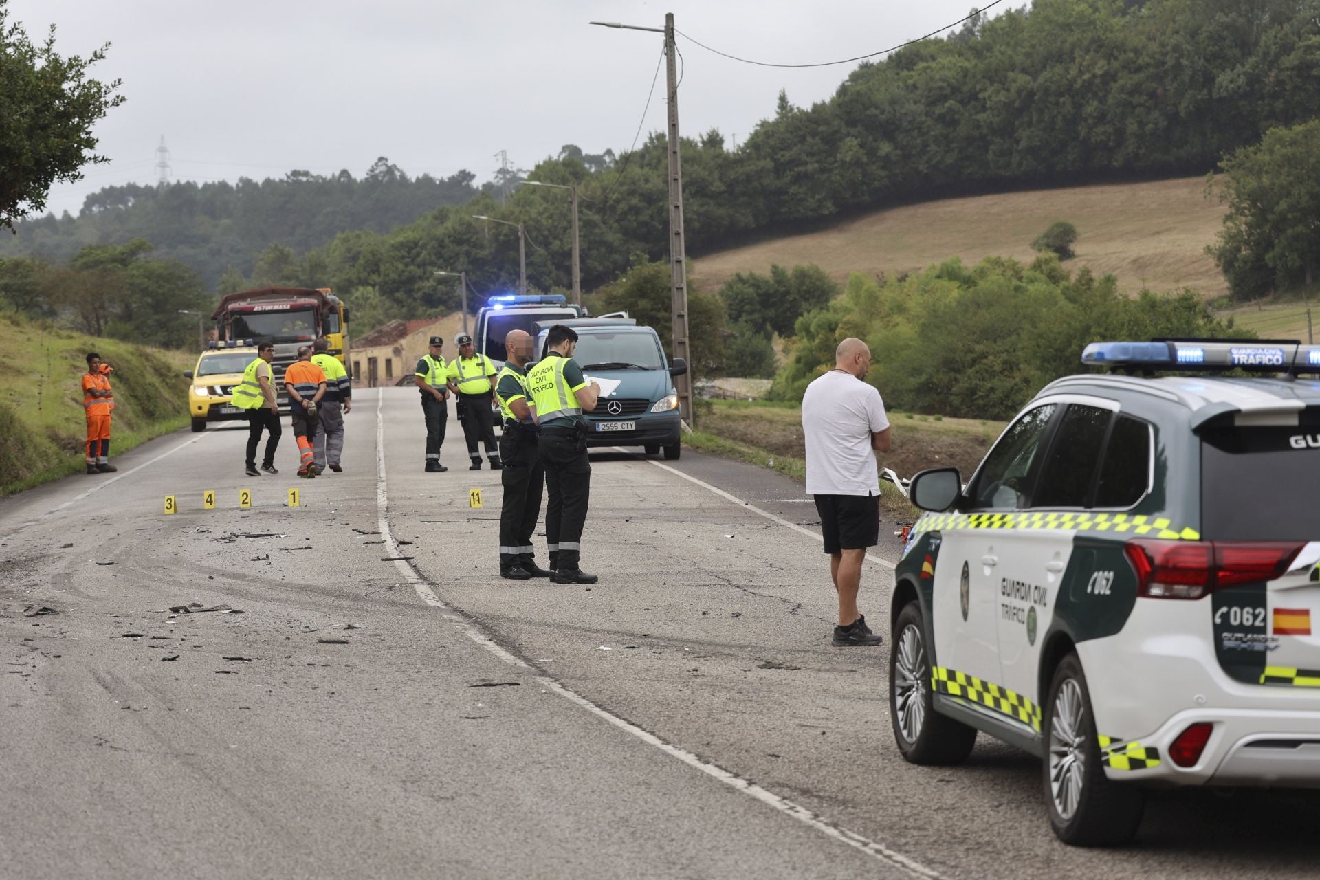 Las imágenes del accidente en Carreño que deja un fallecido