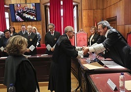 El nuevo Fiscal Superior de Asturias, Gabriel Bernal del Castillo, toma posesión del cargo en un acto presidido por el Fiscal General del Estado, Álvaro García Ortiz y en el que actuó como madrina la Fiscal de Sala Coordinadora de Violencia sobre la Mujer y ex Fiscal Superior de Asturias, María Eugenia Prendes Menéndez.