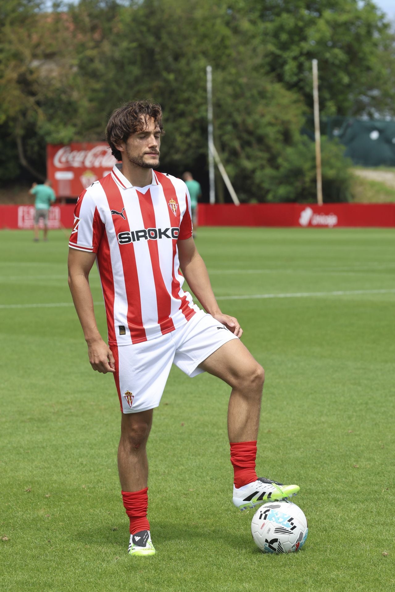 Así fue la presentación oficial de Álex Corredera y Pablo Vázquez en el Sporting