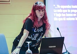La sexóloga Ana Fernández dirige el Curso de Verano de Sexología en Avilés.