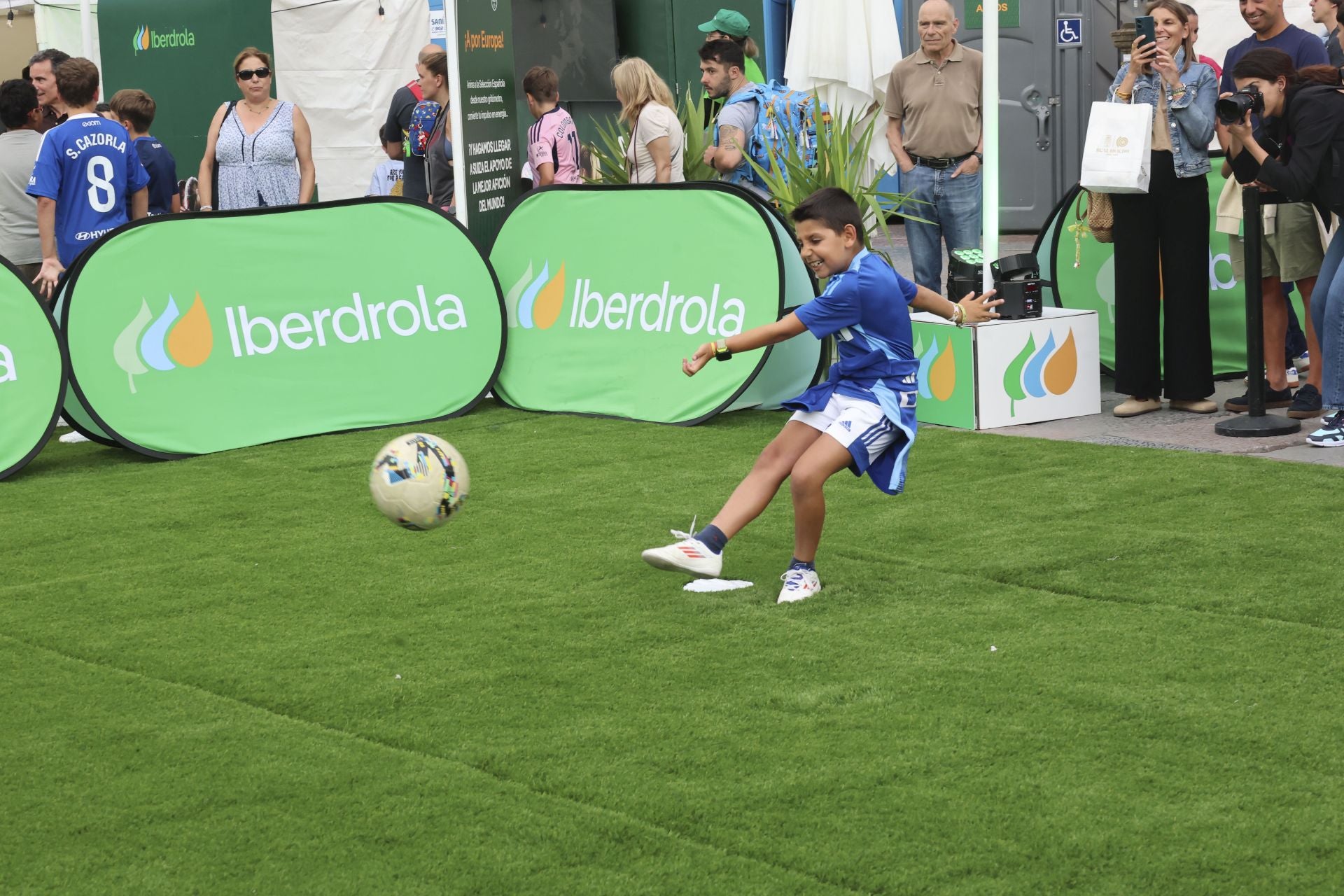 Oviedo se vuelca con la Selección española femenina